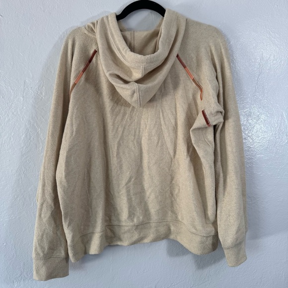 Faherty Legend Embroidered Pullover Hoodie - Picture 5 of 15